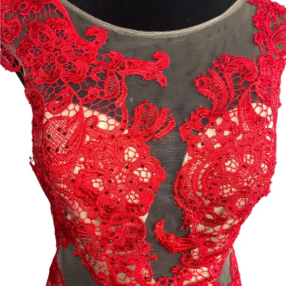 Mac Duggal Dress - Picture 6 of 12